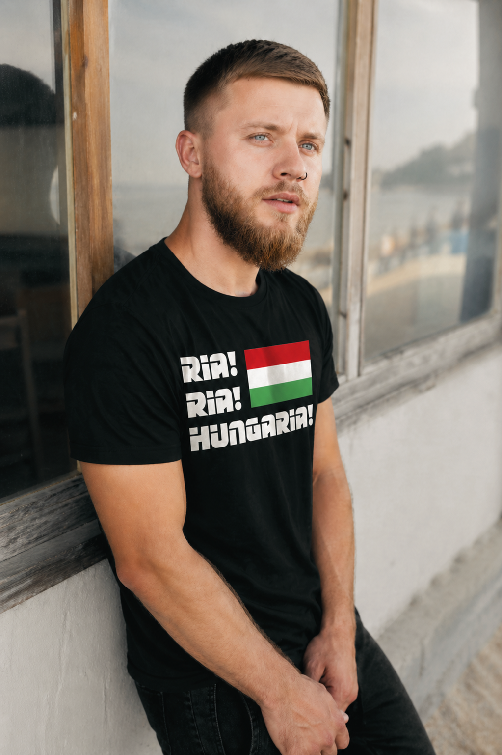 Ria! Ria! Hungaria! feliratos póló zászlóval